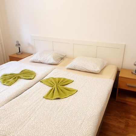 Apartman Bystrica City & Parking 班斯卡-比斯特里察 外观 照片