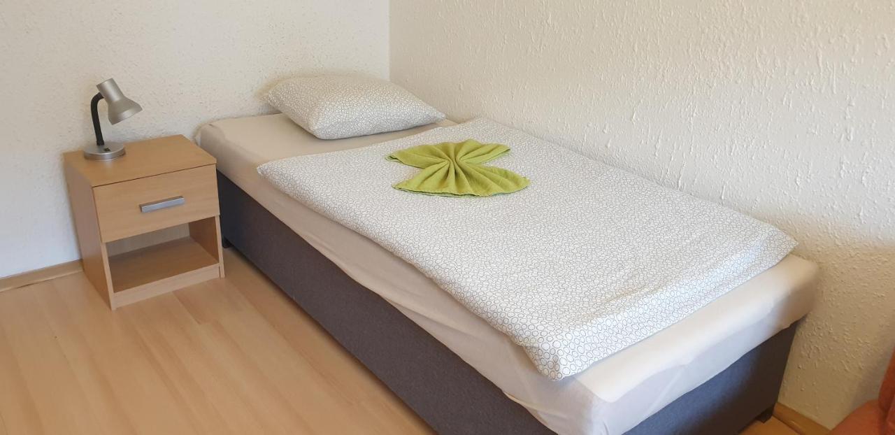 Apartman Bystrica City & Parking 班斯卡-比斯特里察 外观 照片