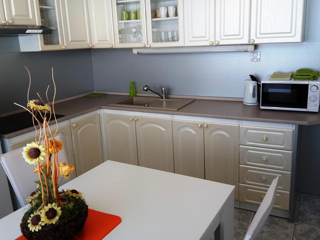 Apartman Bystrica City & Parking 班斯卡-比斯特里察 外观 照片